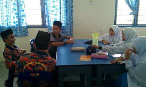 Setiap tahun jawi dengan kerjasama jabatan pendidikan wilayah persekutuan (jpwp) akan memillih 10 buah sekolah menengah untuk dijalankan kursus hujung. Sekolah Menengah Agama Wilayah Persekutuan Perokok K