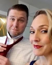 Randi Harvey's Instagram, Twitter & Facebook