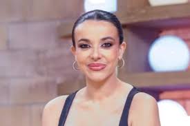 Sarah Santaolalla, analista política en TVE: 'Se han quedado en dos pringados'