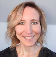 Meet Steph Sundermann-Zinger — 2023 First Place Winner of the Ellen Conroy  Kennedy Poetry Contest