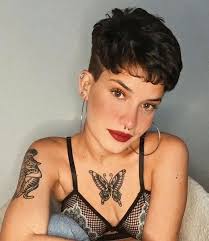 If you want to see more short hair put yes ❤️🥰✂️