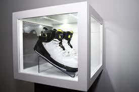 Display Cases Are Used In Most Of The Household To Display Their Favorite And Precious Collectibles They Are U Shoe Display Case Display Case Sneaker Displays