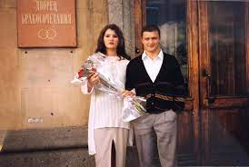 Наблюдавшие за перепалкой селебрити юзеры, решили, что диалог. Veronika Stepanova Veronik20011 Foto I Video V Instagram Veronika Pricheski Svadba
