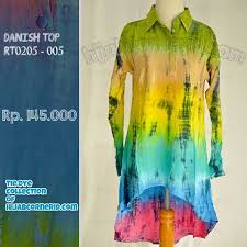 Baju atasan untuk wanita yang hadir dengan desain sangat cantik model terbaru motif corak bentuk love yang sangat terlihat manis saat dikenakan. Baju Atasan Wanita Terbaru Motif Tie Dye Pelangi Model Tun Flickr