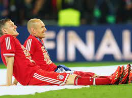 Redazione 09 luglio 2021 19:35 questo. Bayern Munich In Trentino Bastian Schweinsteiger Departs Arjen Robben Arrives Bavarian Football Works