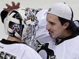 Big third period gives rookie goalie win