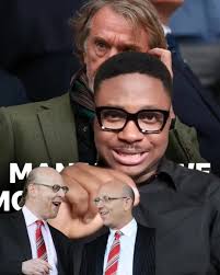 Manchester United's Debt Concerns : DEBT BREAKS CLUB HISTORY RECORD 🚨💰,  Manchester United's debt has reached a staggering £1.1 billion after  borrowing £105 million to strengthen their attack in the ...