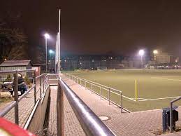 Interessante orte in der nähe sind: Sportanlage Seumannstrasse Stadion In Essen Ruhr Altenessen