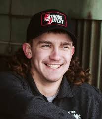 Daisy Underwood's Instagram, Twitter & Facebook