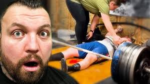 GIVE ME THE POPCORN AND I'M THERE