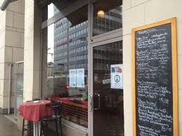 Das restaurant ihr vielseitiges lokal in der innenstadt die aca besteht aus zwei separaten räumen und einem idyllischen garten in stuttgart. Lunch At Academie Der Schonsten Kunste Living In Stuttgart
