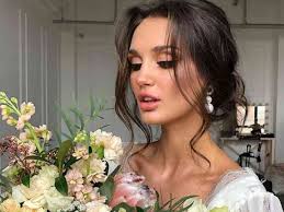 Print them out or send them to your friends via email to. The Ultimate Guide To Wedding Hair 52 Styles That Are Easy To Master Hitched Co Uk