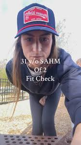 Park Day OOTD #mom #momblogger #sahm #ootd #fitcheck #momootd #park