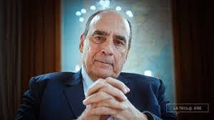 Jorge Giles's Instagram, Twitter & Facebook