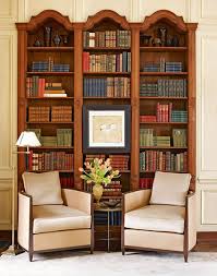 Jika kamu memiliki koleksi buku beragam, tempatkan di sebuah menata buku dalam rak juga harus mempertimbangkan jarak antar buku. 12 Cara Kreatif Dan Fun Untuk Menata Koleksi Buku