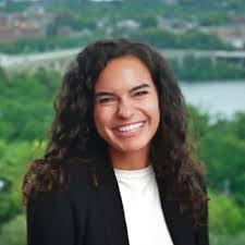 Michelle Brotman's Instagram, Twitter & Facebook