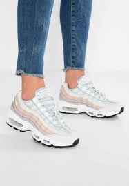 Pin On Sportbekleidung Fur Frauen