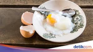 Telur pitan tidak hanya disukai oleh masyarakat tiongkok, tetapi juga populer dan menjadi favorit di selama tinggal di jepang, saya sebagai orang indonesia pun enggan untuk mencoba telur mentah. Ini 4 Tips Bikin Telur Setengah Matang Enak A La Kopitiam