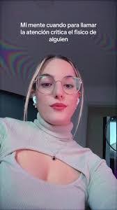 Vicky Lara's Instagram, Twitter & Facebook