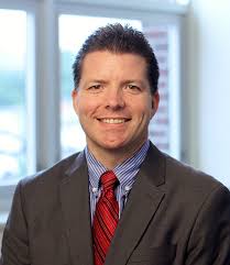 Scott Lauri's Instagram, Twitter & Facebook