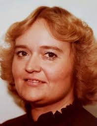 Linda Carson's Instagram, Twitter & Facebook