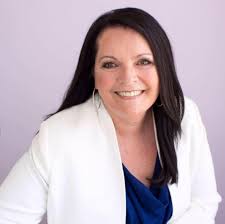 LeeanneQ Authorised Celebrant Croydon