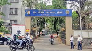 George government dental college and hospital, mumbai is an other university. St George Hospital Doctor Hits A Child Patient In Head Mumbai Live
