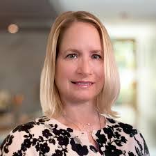 Kristen Devlin's Instagram, Twitter & Facebook