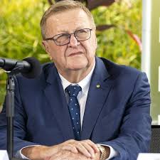 Queenslanders no longer want billions spent