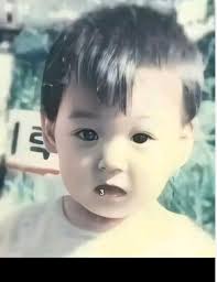 No this kookie didn't age 😭❤️‍🩹