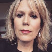 Marie Carriere's Instagram, Twitter & Facebook