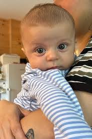 Lynn Edelson's Instagram, Twitter & Facebook