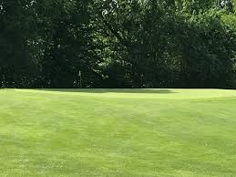 Dyersville Golf About