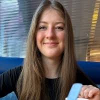 Abigail Cummings's Instagram, Twitter & Facebook