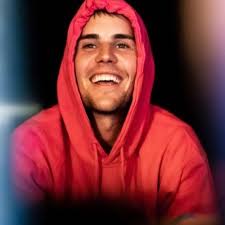 Margaret Bieber (@margaret_blu)