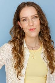 Erin Dahms's Instagram, Twitter & Facebook