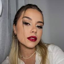 10 najbolji stručnjaci za makeup u Podstrana