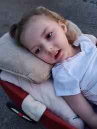 Ariel Estep's Instagram, Twitter & Facebook