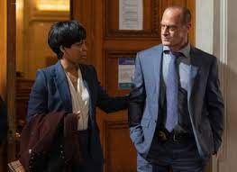 Detective elliot stabler returns to the nypd to battle organized crime after a devastating personal loss. Law Order Organized Crime Season 1 Episode 4 Tv Fanatic