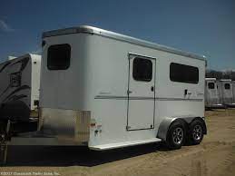 Our bright & inviting shadow trailers are loaded with excellent standard features and. Horse Trailer Types Which One Is Right For You Crossroads Trailer Sales Blogcrossroads Trailer Sales Blog