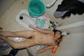 Naked dead girls body found in bathroom - Necro(Ro)mancer | MOTHERLESS.COM ™