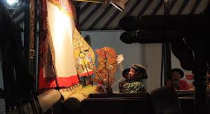 Check spelling or type a new query. Sepenggal Kisah Menonton Pagelaran Wayang Kulit