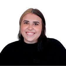 Maria Greer's Instagram, Twitter & Facebook