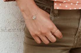 Affordable Fine Jewelry Brands You Ve Never Heard Of Fabfitfun There's no shortage of minimalist jewelry brands these days.