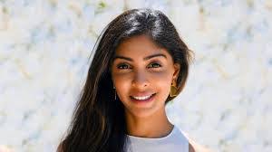 Sheetal Patel's Instagram, Twitter & Facebook