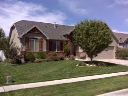 1163 N 2025 W Layton Ut 84041 285 000 Home Sold To See More Homes For Sale In Utah Visit Buyahomeinutah Com With Images House Styles Home House