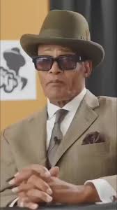 Brenda La Bruja Love ❤️ (@brendalovelabruja)