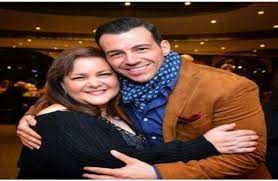 May 30, 2021 · يعيش الجمهور المصري، حالة من القلق على الفنانة دلال عبدالعزيز، التي ترقد حالياً في المستشفى، خصوصاً بعد رحيل زوجها الفنان سمير غانم، دون معرفتها.وتحرص البرامج الفضائية، بصفة مستمرة على طمأنة المشاهدين، على حالتها. Ø±Ø§Ù…Ù‰ Ø±Ø¶ÙˆØ§Ù† ÙŠØ¹Ù„Ù† ÙˆÙØ§Ø© Ø§Ù„ÙÙ†Ø§Ù†Ø© Ø¯Ù„Ø§Ù„ Ø¹Ø¨Ø¯Ø§Ù„Ø¹Ø²ÙŠØ² Ø¨ÙˆØ§Ø¨Ø© Ø§Ù„Ø£Ù‡Ø±Ø§Ù…