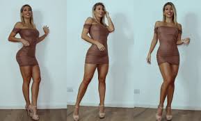 Es conocida por haber sido la presentadora del estado del tiempo del programa sportia en tyc sports y concursante del programa bailando por un. The Brown Dress And To The Body That Sol Perez Wears To Appear On Tv
