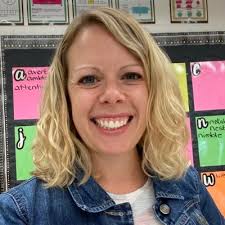 Carrie Devitt (@mrsdevitt3)